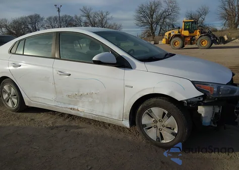 2020 Hyundai Ioniq Hybrid Blue z USA, uszkodzony, nr VIN KMHC65LC2LU219016